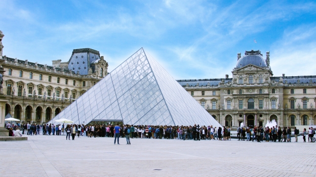 ルーヴル美術館